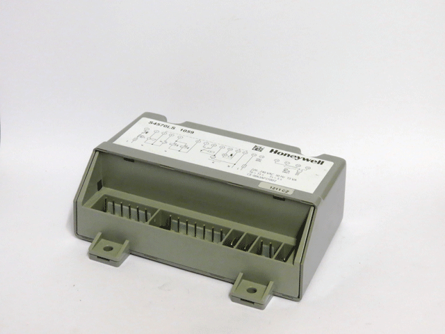   AMBIRAD NORTEK AND REZNOR CONTROL BOX S4570LS 1059 USED  WITH CARBERUNDUM HOT SURFACE IGNITORS ST AND EURO T 